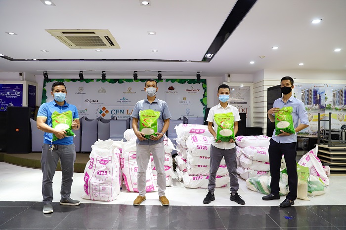 Cen Group hỗ trợ thiết thực, kịp thời tới cán bộ, nhân viên trong mùa dịch